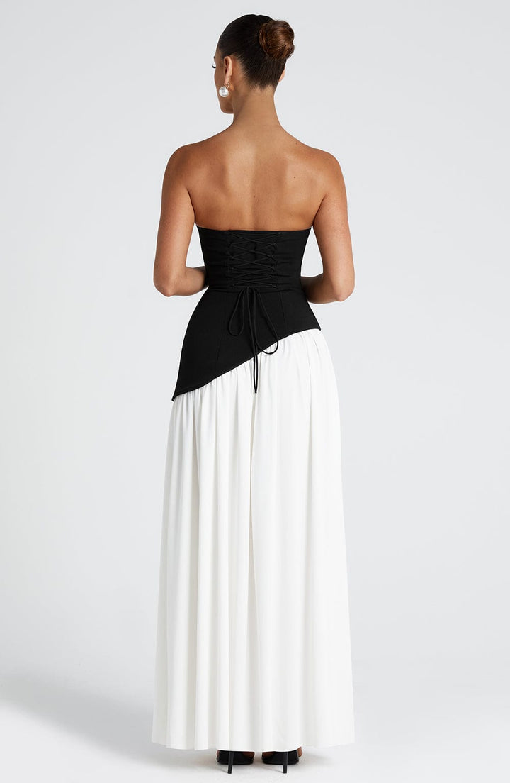 Robe longue chic fendue de luxe