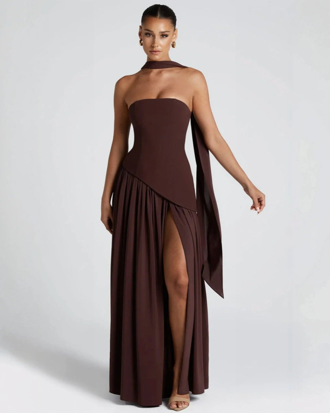 Robe longue chic fendue de luxe