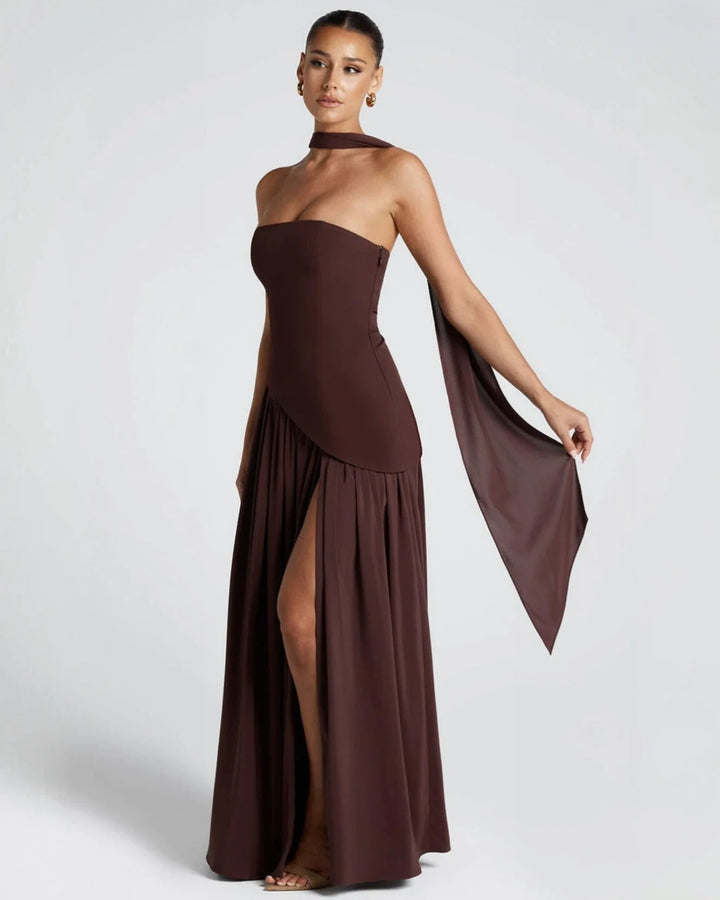 Robe longue chic fendue de luxe