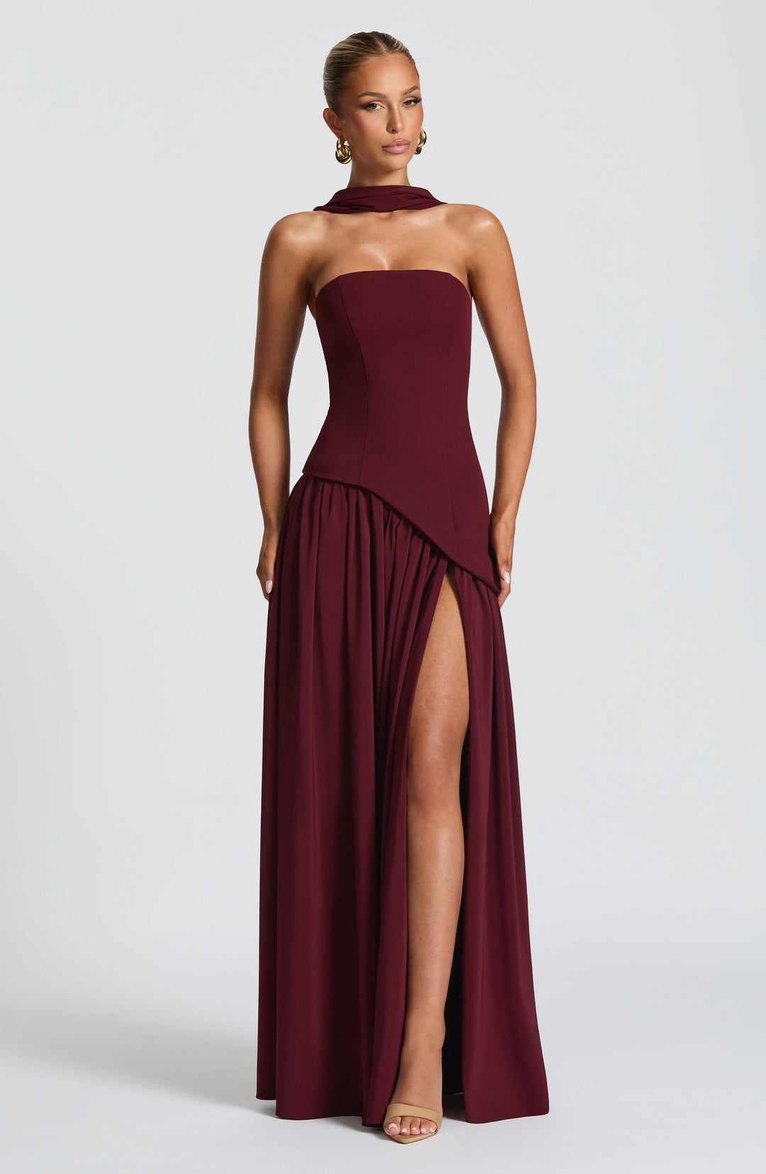 Robe longue chic fendue de luxe