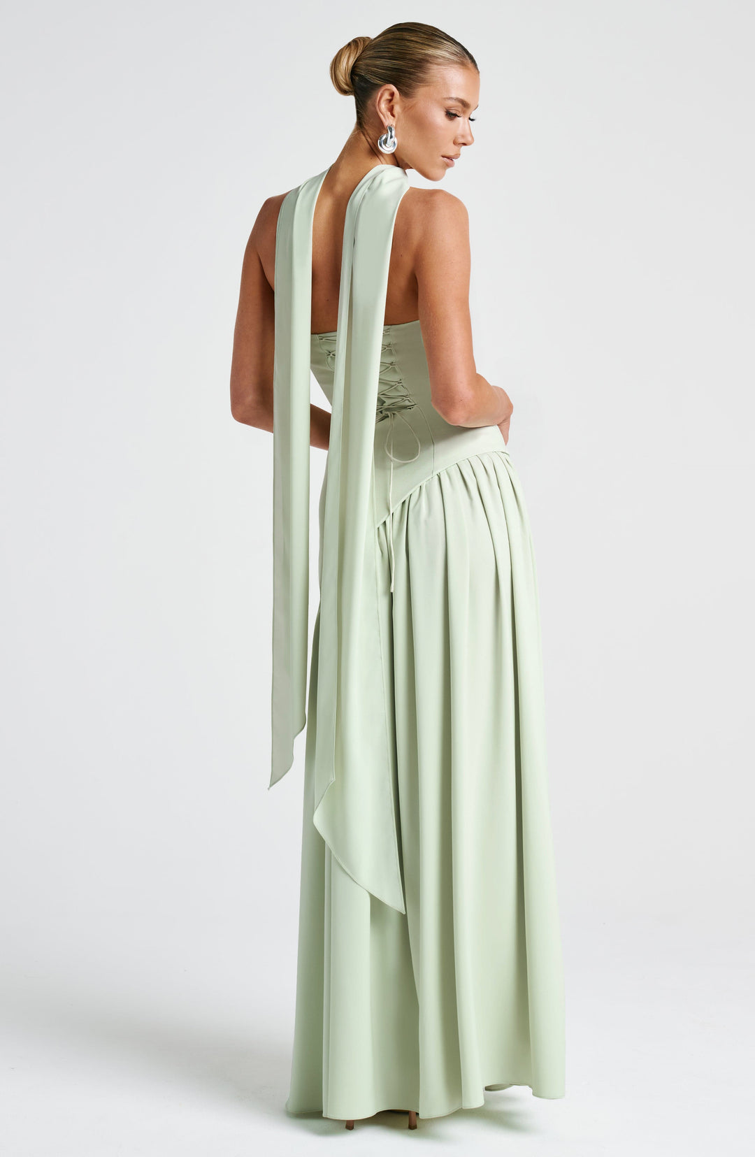 Robe longue chic fendue de luxe