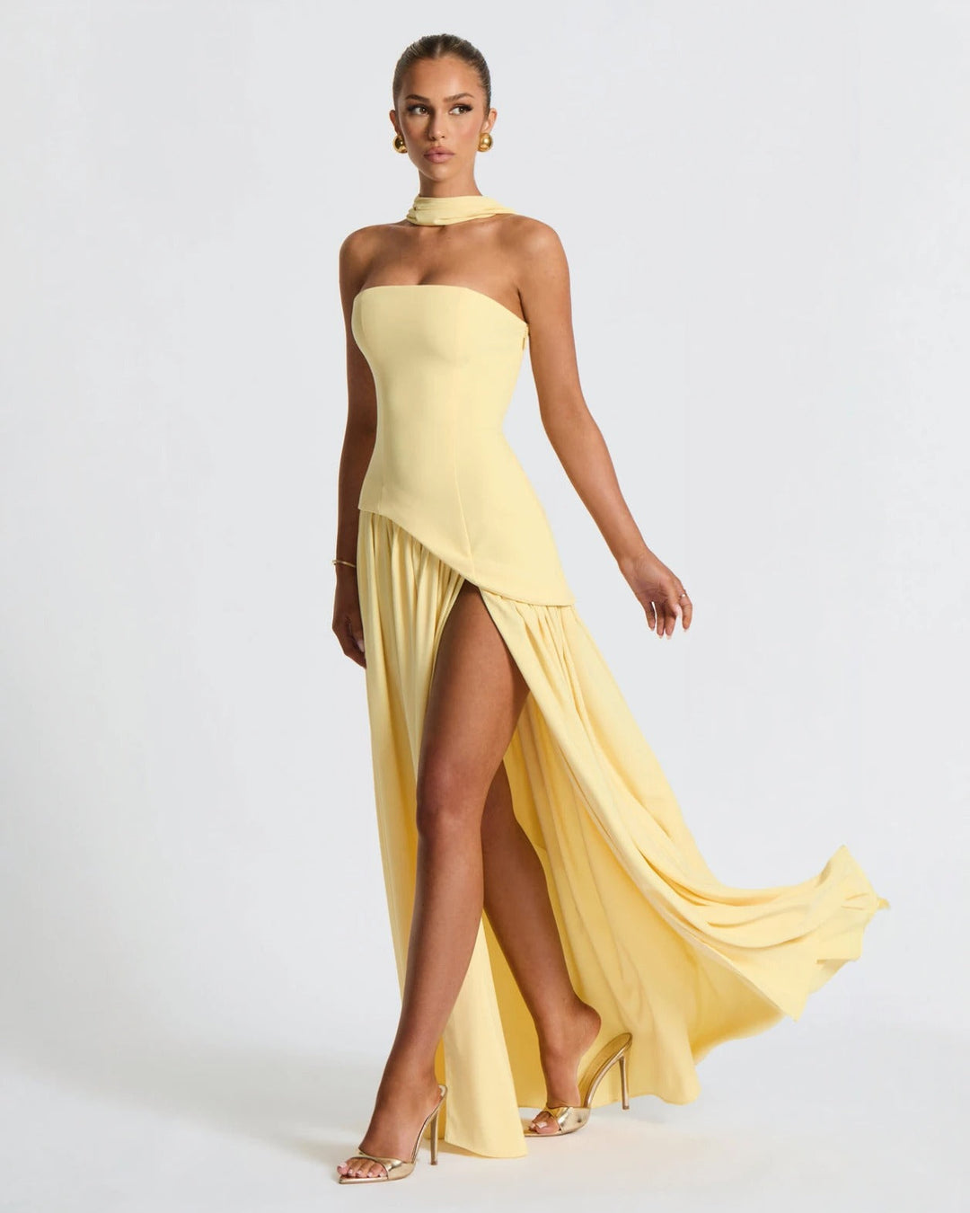 Robe longue chic fendue de luxe
